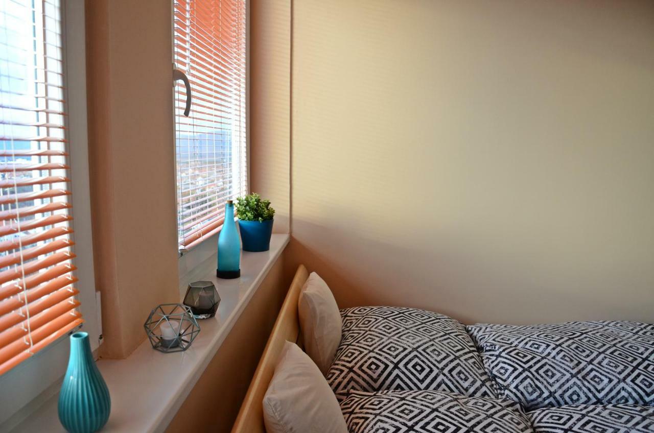 Panorama View Family Apartment เวสเปรม ภายนอก รูปภาพ